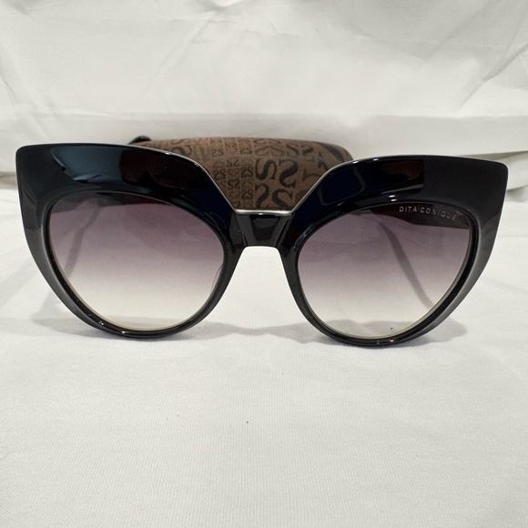 NEW! DITA CONIQUE DTS514-01-BLK; BLACK W/GREY GRADIENT LENS. 100% AUTHENTIC. - Picture 1 of 8